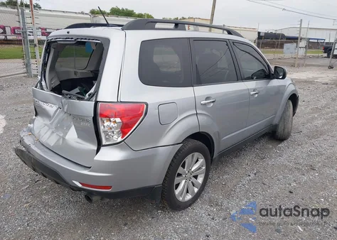 2012 Subaru Forester 2.5X Limited z USA, uszkodzony, nr VIN JF2SHAEC4CH464703